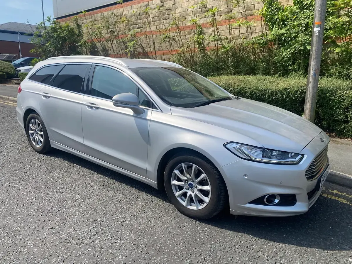 Used Ford Mondeo Titanium 120 HP (88 kW) 2017 Silver Estate