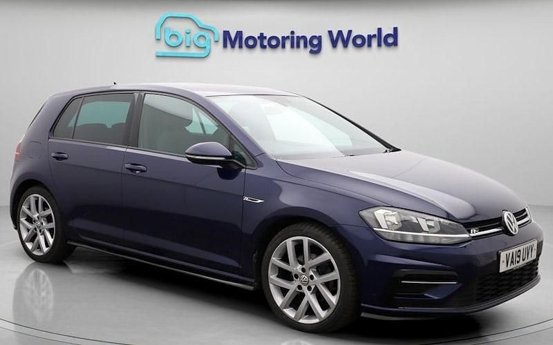 Blue Used 2019 VW Golf VII R-line Hatchback | £15,900 (Fair price) - Image 1/4