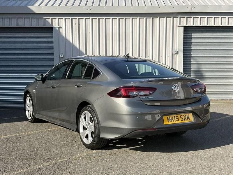 Used Vauxhall Insignia SRi 165 HP (121 kW) 2019 Grey Hatchback