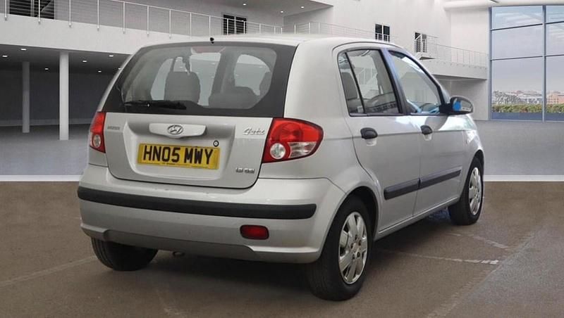 Used Hyundai Getz 82 HP (60 kW) 2005 Silver Hatchback
