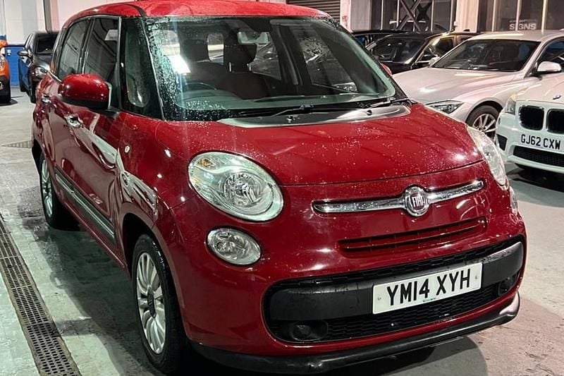 Red Used 2014 Fiat 500L Pop Star MPV | £3,590 (Good price) - Image 1/1