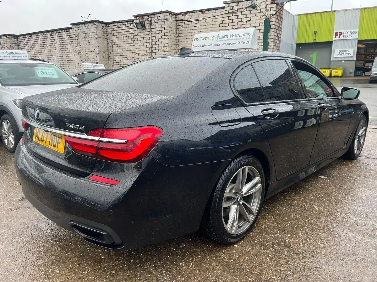 Used BMW 740 M Sport 320 HP (235 kW) 2017 Black Sedan