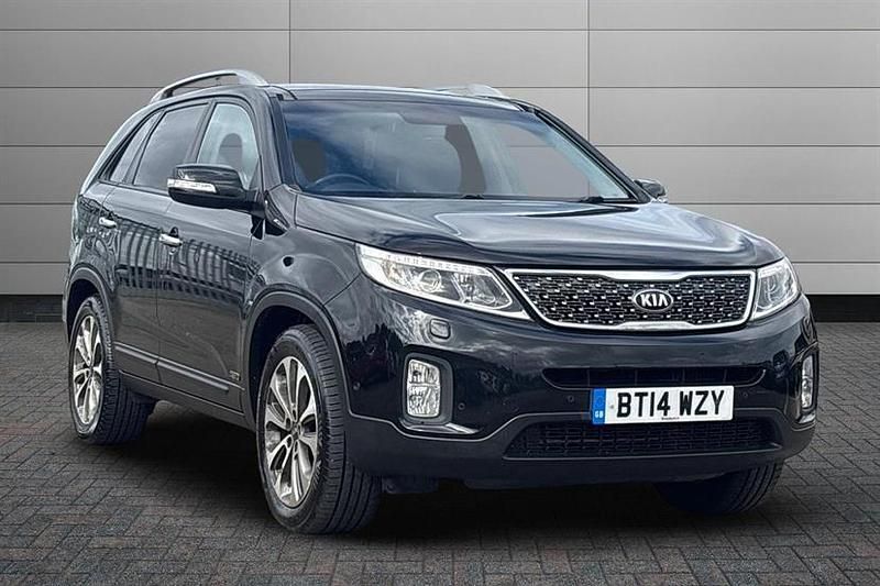 Midnight black Used 2014 Kia Sorento 2 SUV | £8,690 (Fair price) - Image 1/2