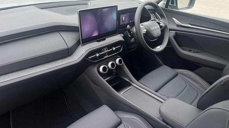 New Skoda Kodiaq SE 150 HP (110 kW) 2025 Brilliant silver SUV