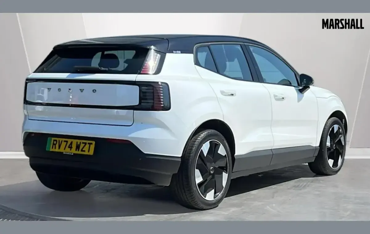Used Volvo EX30 Performance 314 kW (428 HP) 2024 White SUV