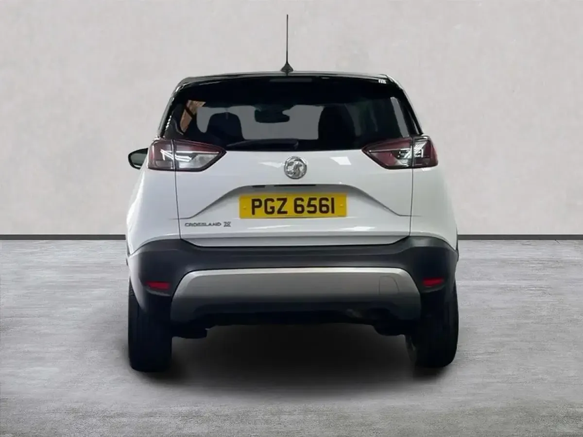 Used Vauxhall Crossland X 2021 White SUV