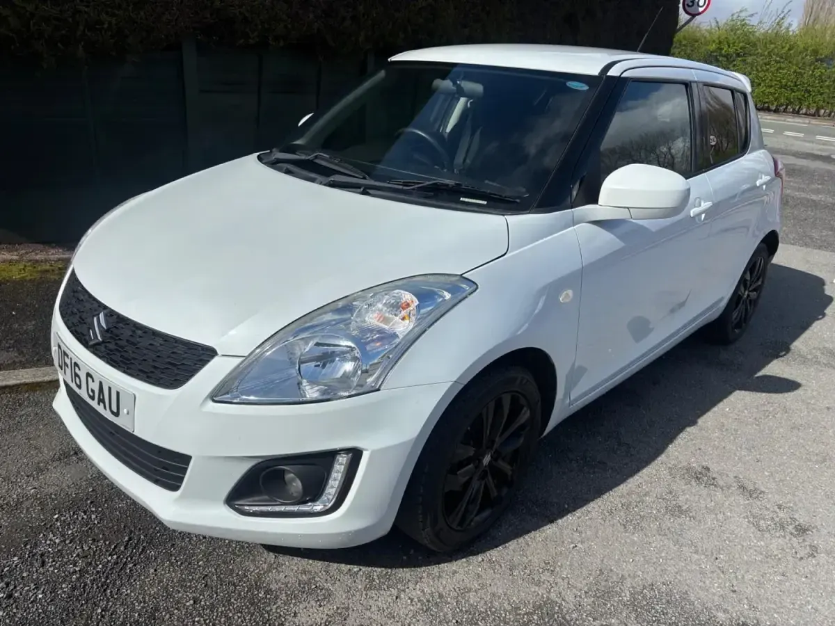 Używany Suzuki Swift SZ-L 94 KM (69 kW) 2016 Biały Hatchback