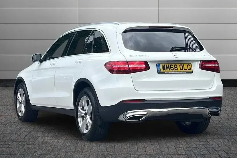 Used Mercedes GLC220 168 HP (123 kW) 2019 Polar white SUV