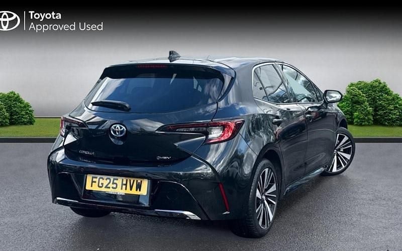 Used Toyota Corolla Design 140 HP (102 kW) 2025 Hatchback