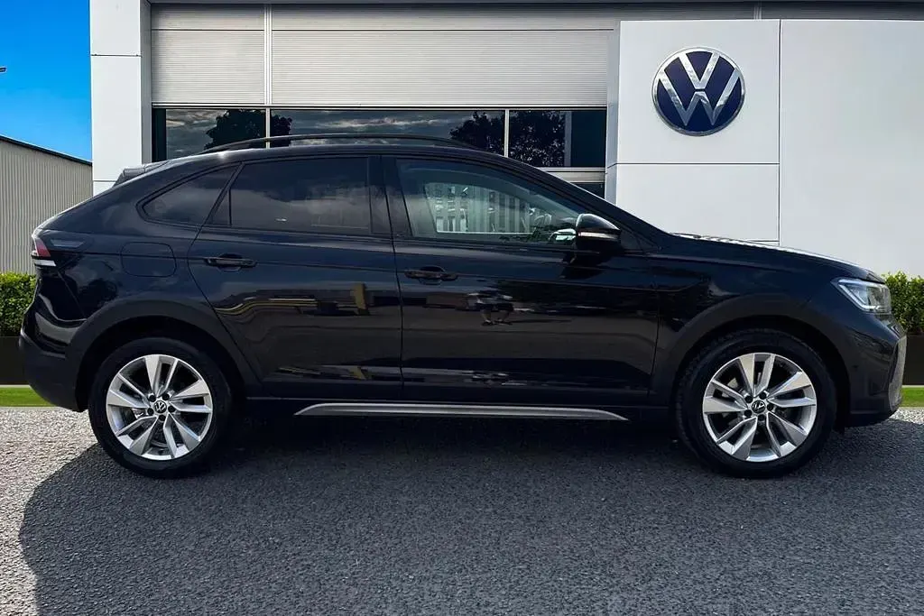 Used VW Taigo Match 115 HP (84 kW) 2025 Black SUV