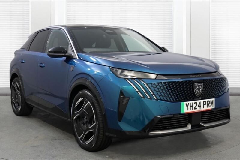 Blue Used 2024 Peugeot e-3008 GTi SUV | £27,834 - Image 1/4