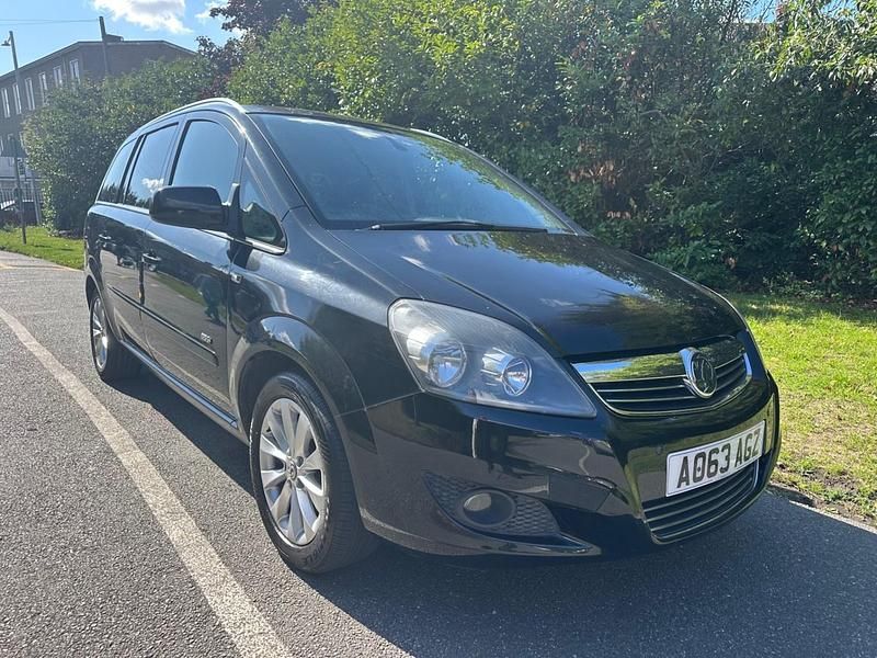 Black Used 2013 Vauxhall Zafira Design Edition MPV | £2,699 (Fair price) - Image 1/4