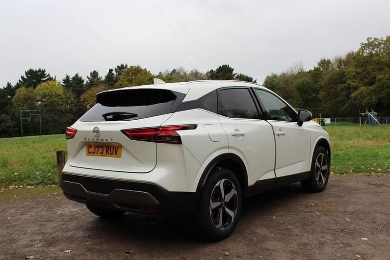 Used Nissan Qashqai N-Connecta 2024 White SUV