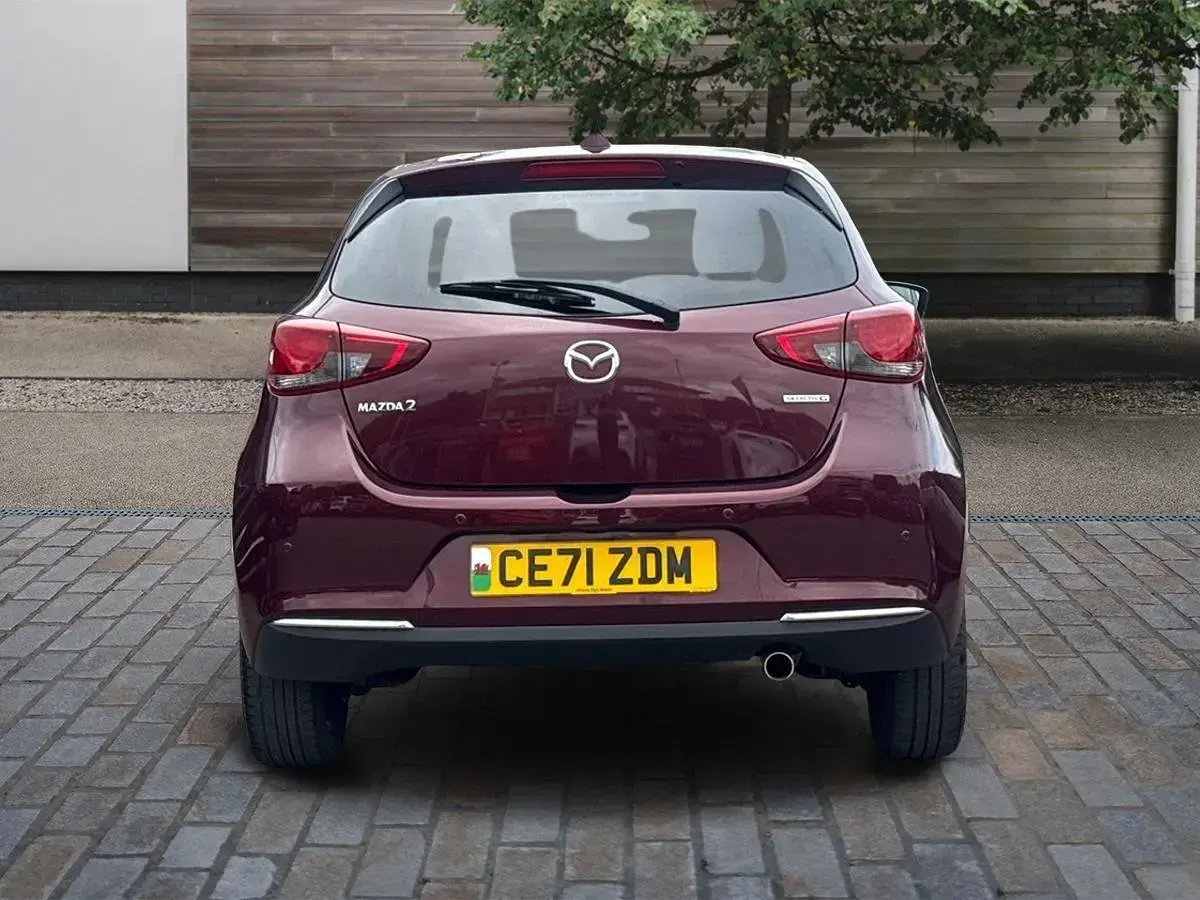 Used Mazda 2 Inclusive 90 HP (66 kW) 2021 Red Hatchback