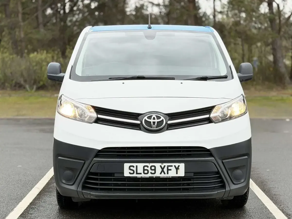 Used Toyota Proace 2019 White MPV