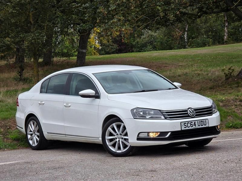 White Used 2014 VW Passat Executive Sedan | £2,995 (Fair price) - Image 1/4