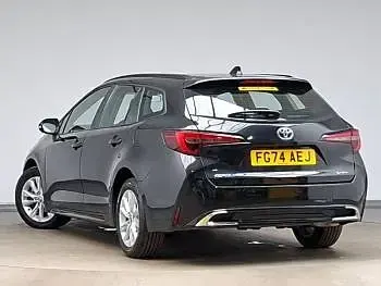 Used Toyota Corolla 140 HP (102 kW) 2024 Black Estate