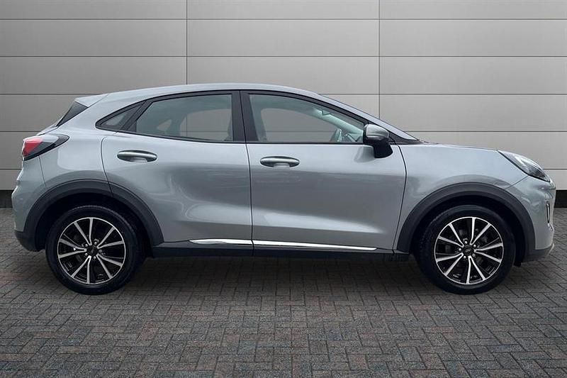 Used Ford Puma Titanium 155 HP (114 kW) 2022 Silver SUV