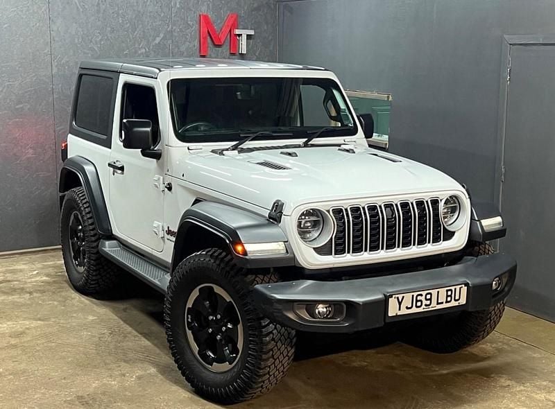 White Used 2019 Jeep Wrangler Rubicon SUV | £26,990 (Super price) - Image 1/2