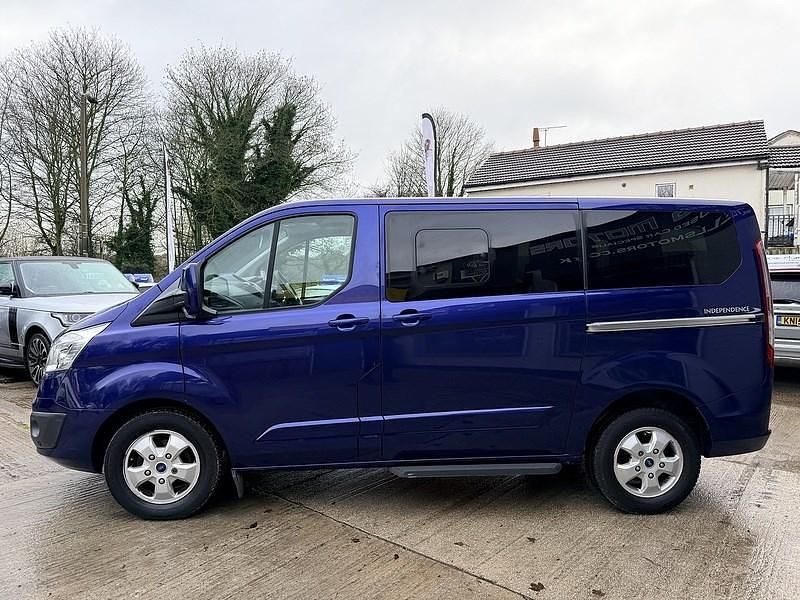 Used Ford Tourneo Custom Titanium 130 HP (95 kW) 2018 Blue Van