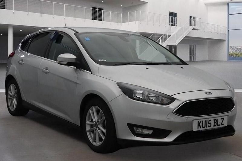Silver Used 2015 Ford Focus Zetec Hatchback | £5,495 (Good price) - Image 1/1
