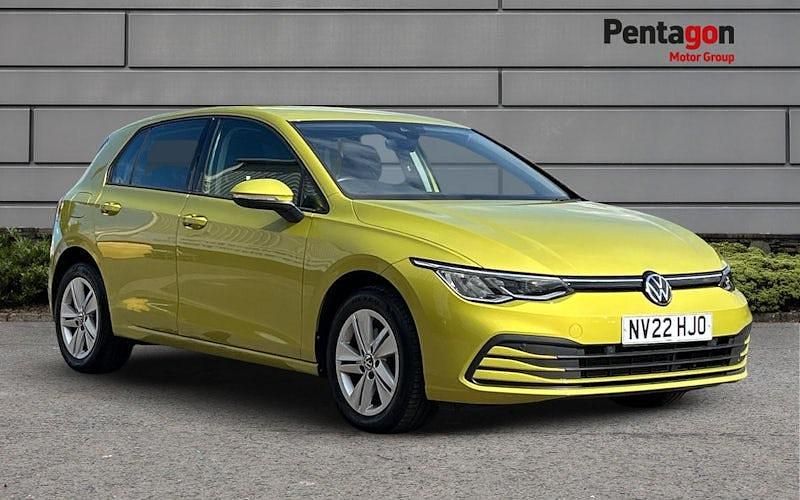 Used 2024 VW Golf VIII Life Hatchback | £17,968 (Super price) - Image 1/4