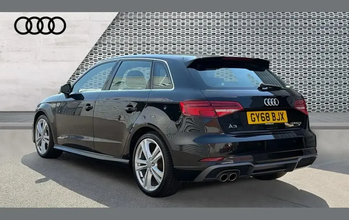 Used Audi A3 S-Line 147 HP (108 kW) 2018 Black Sedan