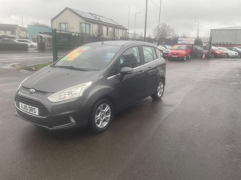 Used Ford B-MAX Zetec 105 HP (77 kW) 2015 Grey MPV