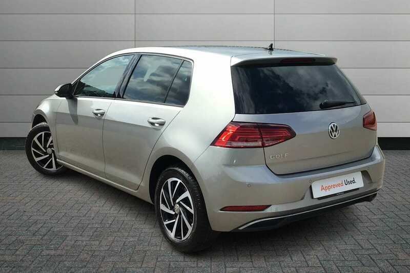 Used VW Golf VII Match 150 HP (110 kW) 2019 Silver Hatchback