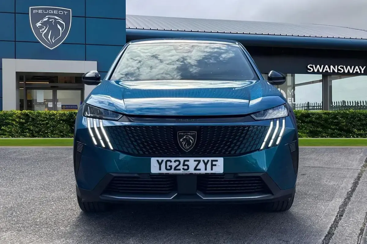Used Peugeot 3008 Allure 134 HP (98 kW) 2025 Blue SUV