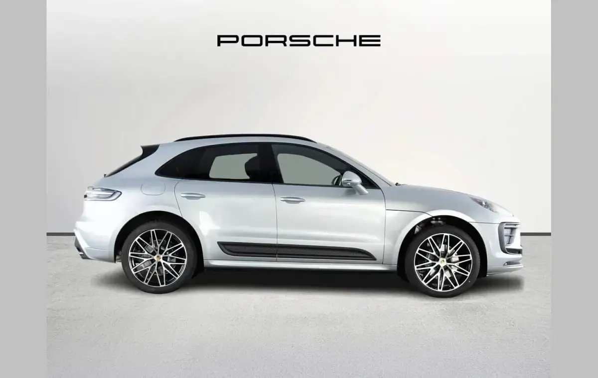 New Porsche Macan 261 HP (191 kW) 2026 Silver SUV