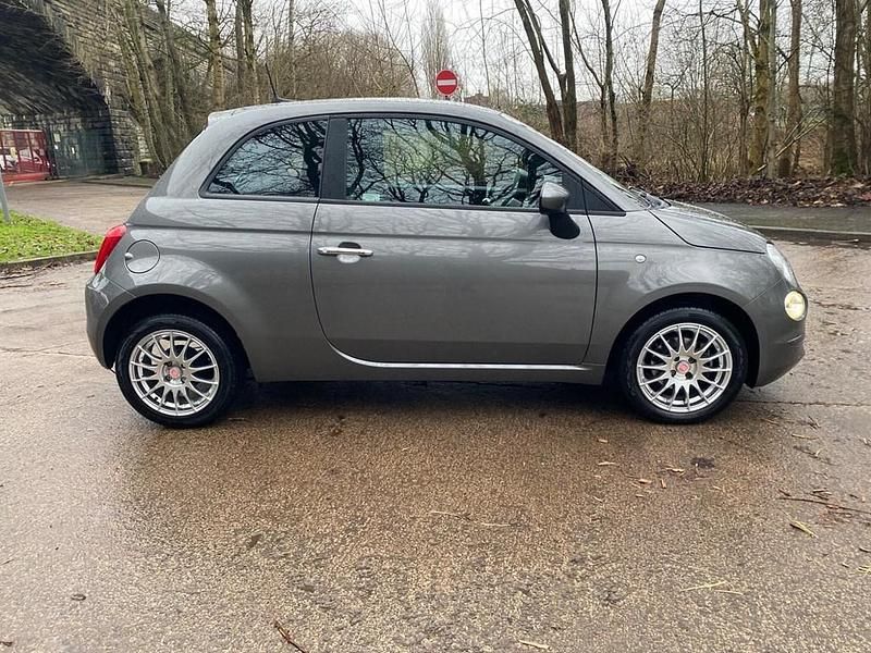 Begagnad Fiat 500 Pop 2021 Grå Halvkombi