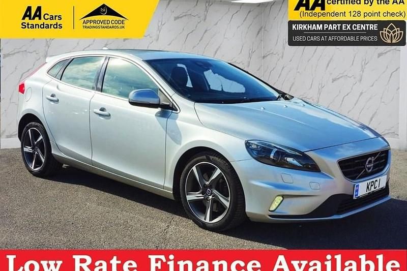 Silver Used 2015 Volvo V40 R-Design Estate | £6,295 (Fair price) - Image 1/1
