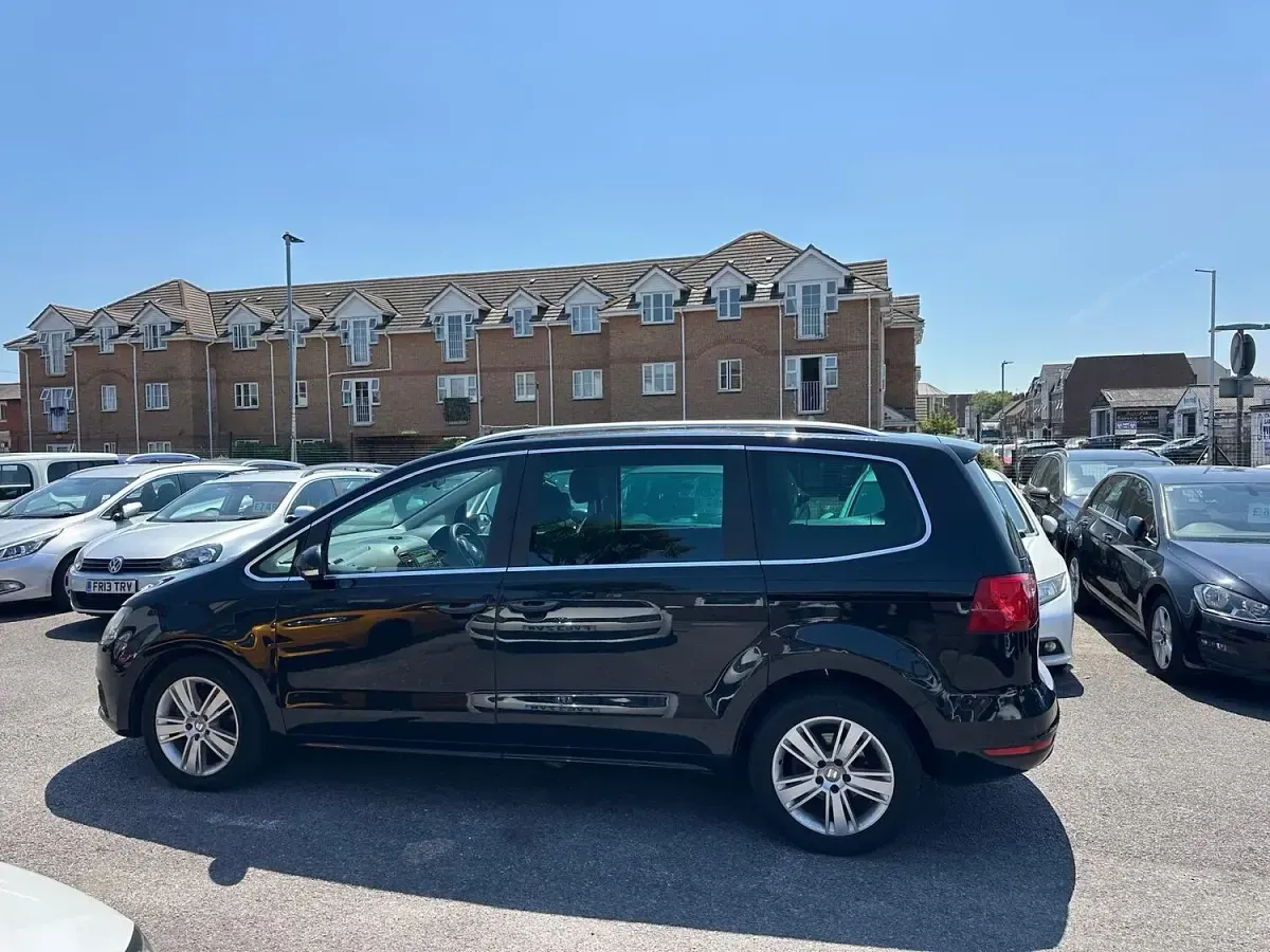 Used Seat Alhambra SE 138 HP (101 kW) 2013 Black MPV