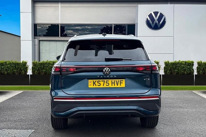 Usado VW Tayron Elegance 147 HP (108 kW) 2025 Azul SUV