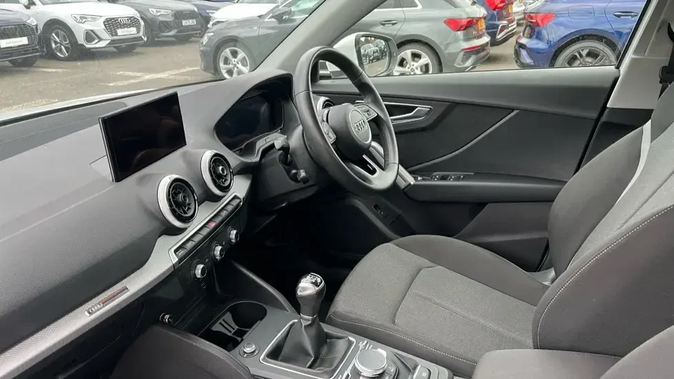 Used Audi Q2 Sport 150 HP (110 kW) 2022 White SUV