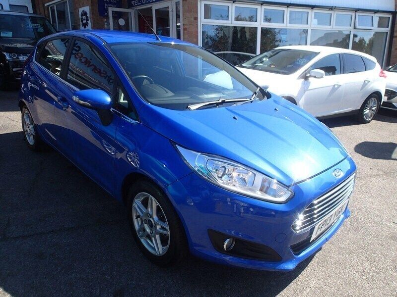 Blue Used 2013 Ford Fiesta Zetec Hatchback | £6,495 (Fair price) - Image 1/4