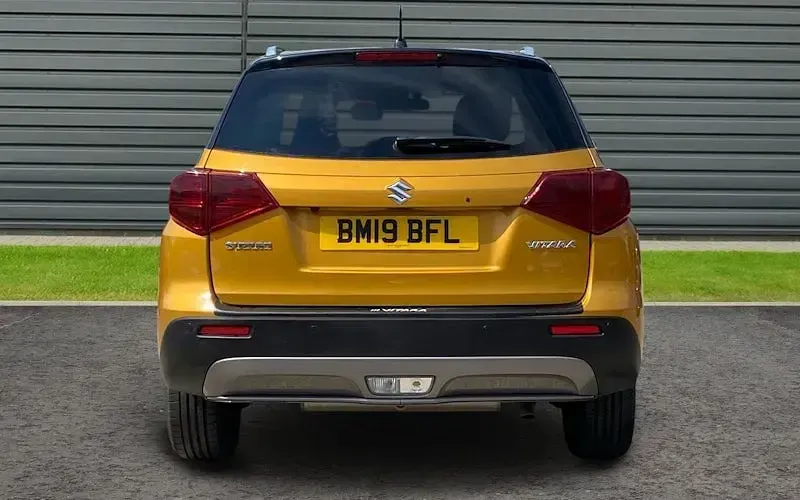 Used Suzuki Vitara SZ5 140 HP (102 kW) 2019 Yellow SUV
