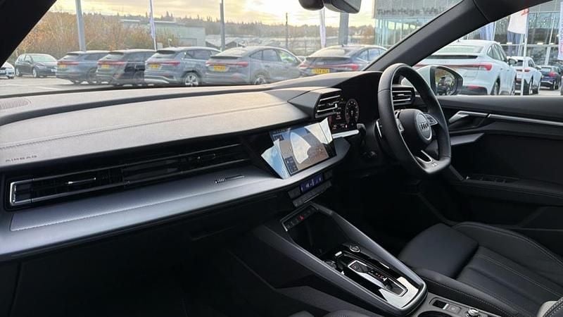 Used Audi A3 S-Line 150 HP (110 kW) 2025 White