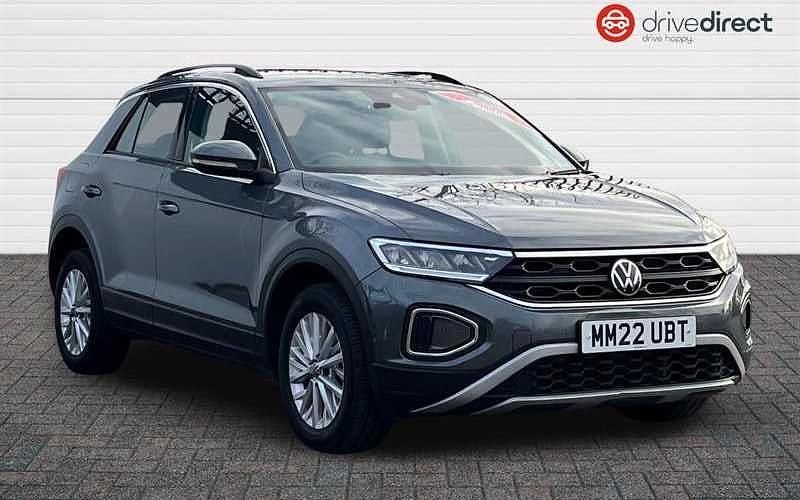 Used 2024 VW T-Roc Life SUV | £14,995 (Fair price) - Image 1/4