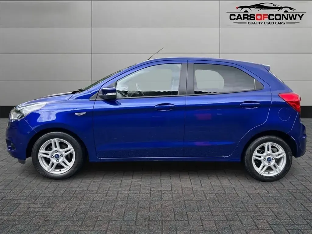 Used Ford Ka Plus Zetec 70 HP (51 kW) 2017 Blue Hatchback