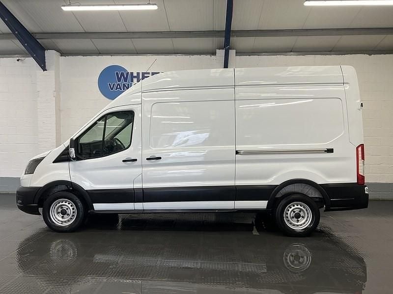 Usado Ford Transit S 105 HP (77 kW) 2024 Branco Van