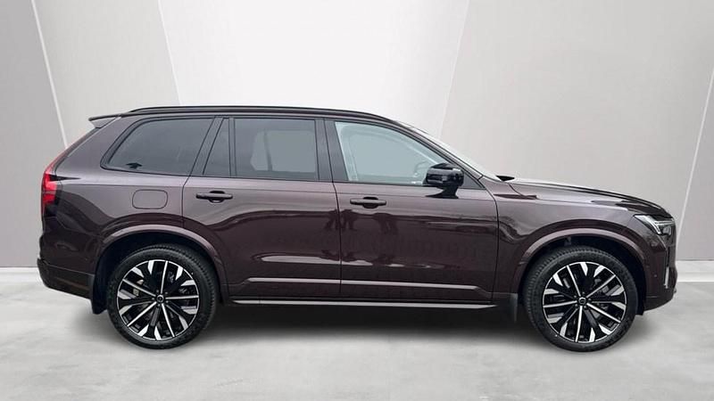 New Volvo XC90 Ultra 2026 SUV