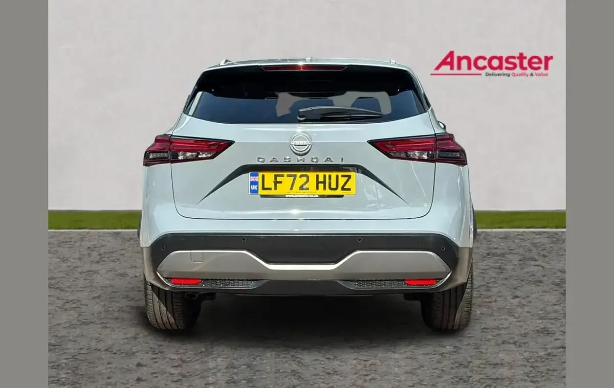 Used Nissan Qashqai Tekna 155 HP (114 kW) 2022 Grey SUV