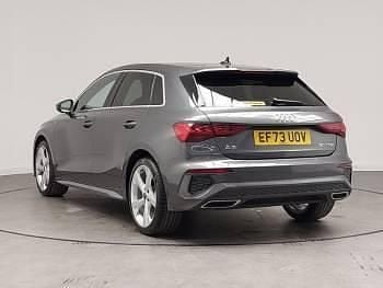 Usado Audi A3 S-Line 110 HP (80 kW) 2024 Cinzento Citadino