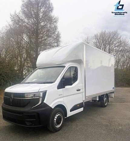 White New 2025 Renault Master Van | £35,995 - Image 1/4