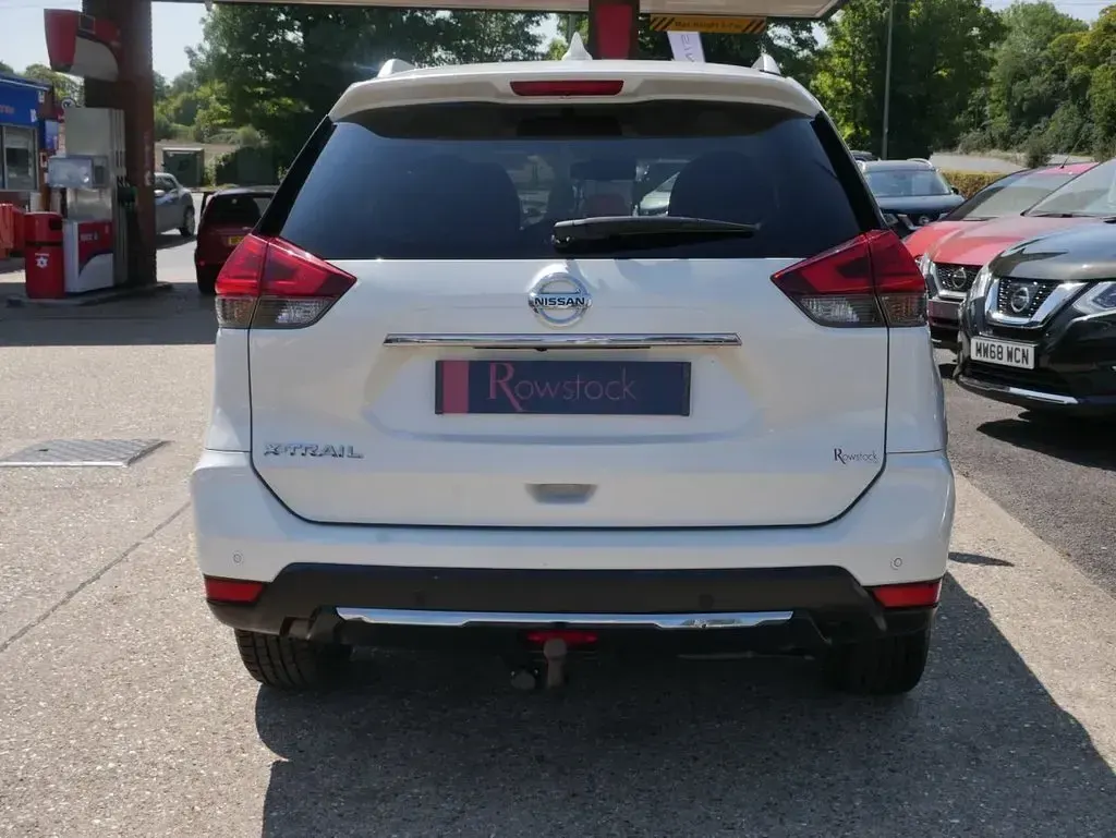 Used Nissan X-Trail N-Connecta 150 HP (110 kW) 2019 White SUV