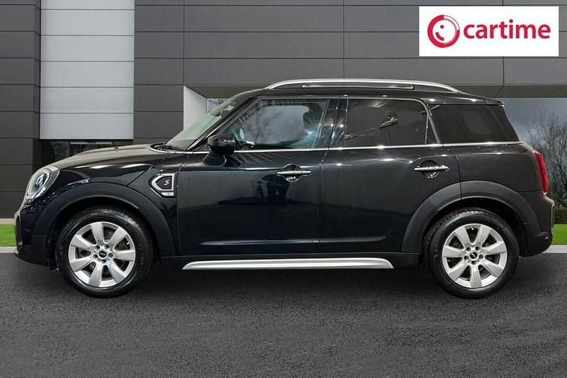 Usado Mini Cooper S Comfort 178 HP (130 kW) 2023 Preto Citadino