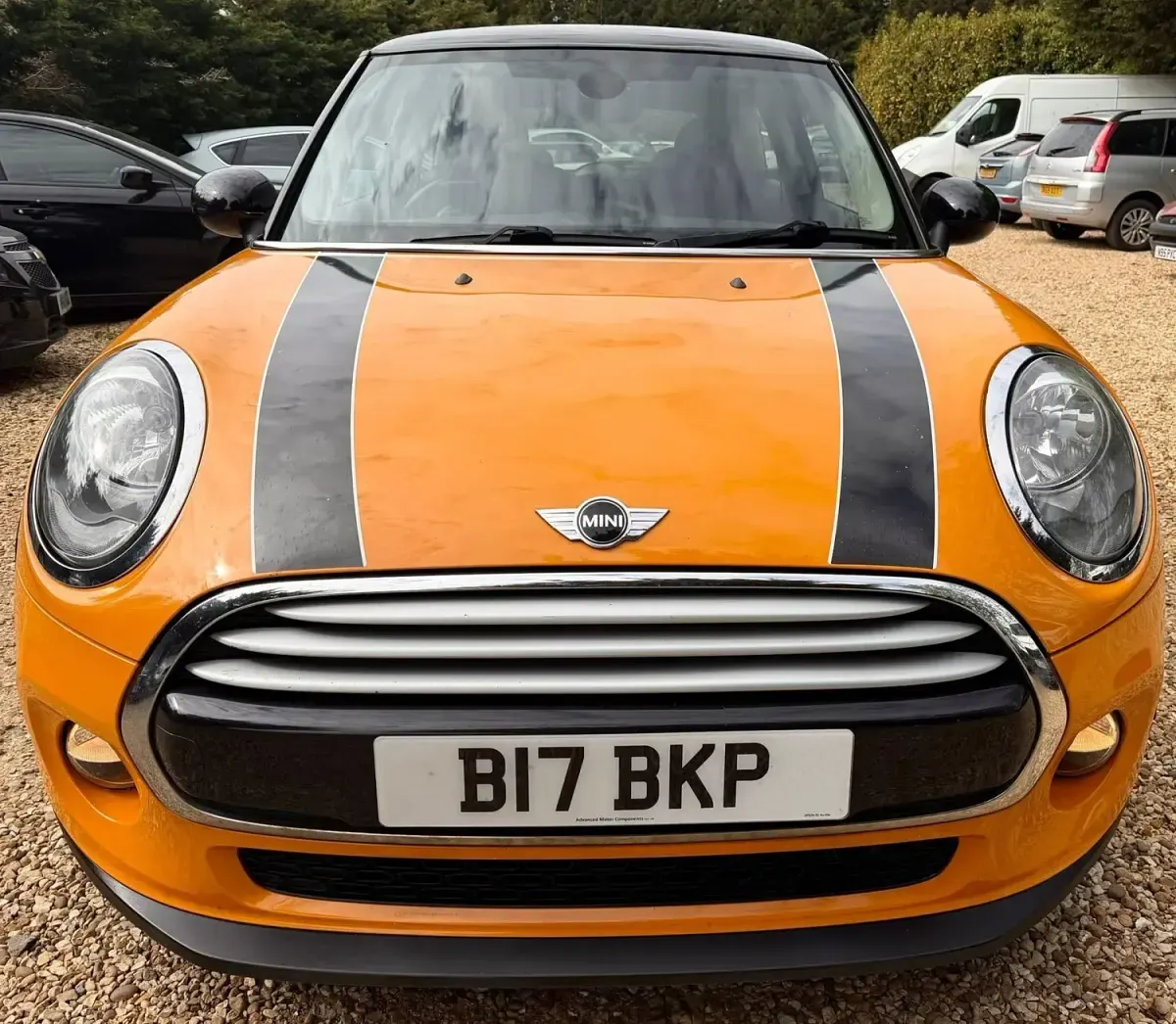 Usado Mini Cooper D Hatch 2015 Laranja Citadino
