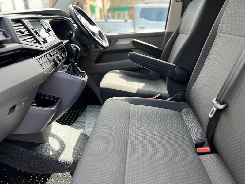 Used VW Transporter Highline 150 HP (110 kW) 2020 Silver Van